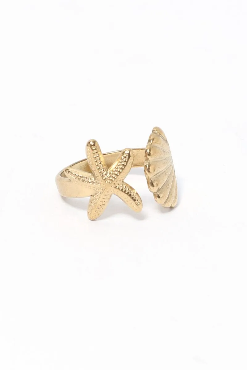 Gold Shell and Starfish Ring