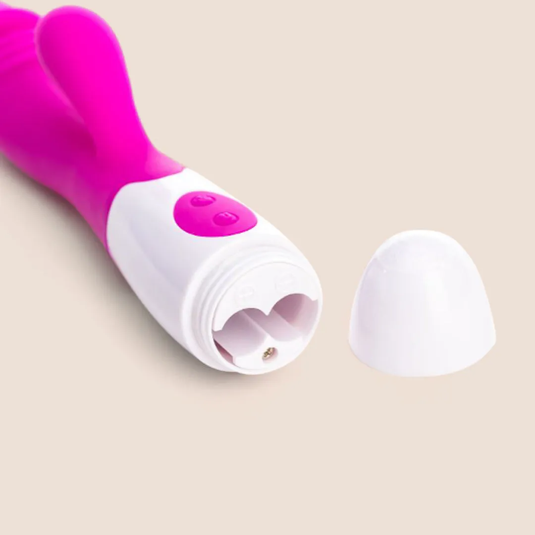 SinfulStrawberry - Vibrating G-Spot Rabbit 05 | Silicone Shaft