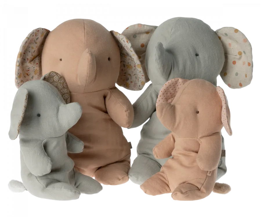 Small Elephant - Grey